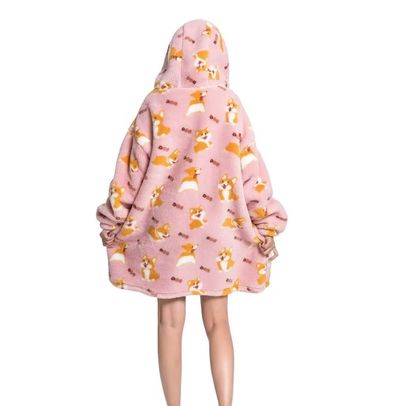 CORGI 😍 Super Soft Giant Sherpa Hoodie - Picture 3 of 9